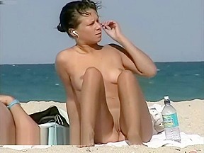 Nude beach sexy babe craze voyeur...