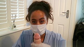 SEXY BLACK BRITISH NURSE GIVES HANDJOB WEARING SURGICAL MASK AND GLOVES