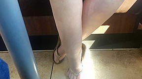 Upskirt 19 Year Old Tinder Date You Tell Me...