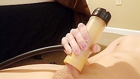 Milking my dick with the venus...