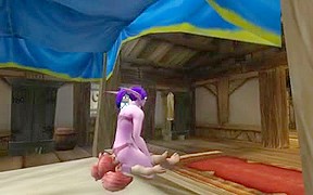 Female night elf smothers small her...