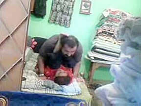 Mature Horny Pakistani Couple Enjoying Short Muslim Sex Session...