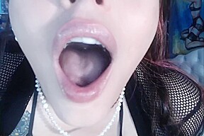 Yearning for cum in my mouth