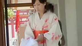 Japanese sharking video with suave gal in a kimono