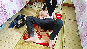 Chinese Femdom Foot Worship...