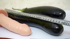 39 cm aubergine...