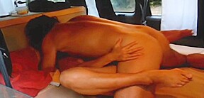 Lisasparrow cuckold in car without condom...
