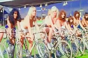 Queen bicycle race uncensored version...