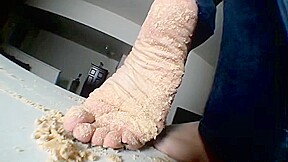 Queen Sheba Cinnamon Toast Crunch Feet...