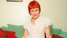 Sexy british redhead herself maturenl...