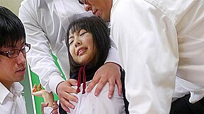 Sexy schoolgirl gets a facial japanhdv...