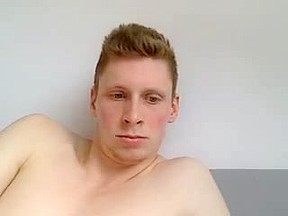 Very beautiful german boy cums sexy...