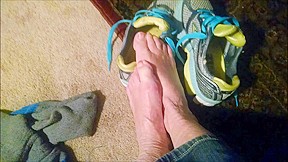 Mature foot shoe fetish compliation...