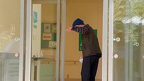 【時間停止レイプ】病院で時間止めて美人ナースをエロ凌辱！患者も巻き込んで輪姦する公開羞恥辱め放尿お漏らし中出しレイプ！