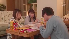 【制服JK】幼馴染と親友の男女女3人で勉強合宿する事に…巨乳な同級生のロリ女子校生に淫らに誘惑されて大量射精【エロドラマ