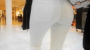 Voyeur Street Tight Girl Ass In Jeans Full Video...