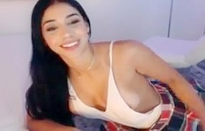 Amazing spanking on webcam...