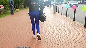Small Casual Ass In The Street...