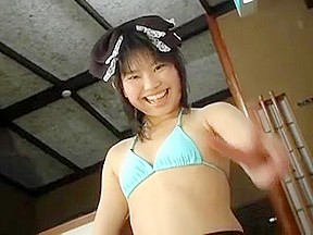 SUZUKAWA Kahi in maid outfit