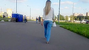 Russian Glamour Blondes Ass...