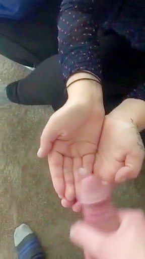 Hand Full With Cum - Cum All Over Her Hands | Niche Top Mature