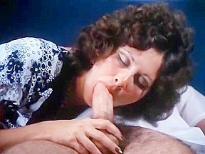 Linda Lovelace, Harry Reems in 70s porn brute gives deep blow job to a doctor