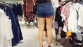 Shopping w frs hot legs ass...