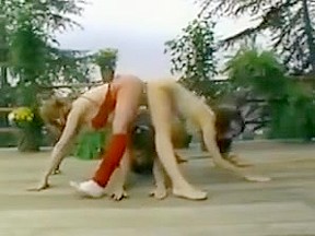 Kitten natividad eroticise 1983...