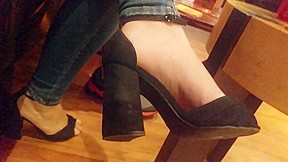 Hot girl feet heels...