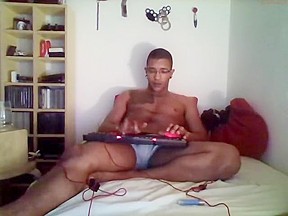 Caramel Complexion Brotha Jerking Off And Showing Feet...