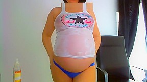 Preggylove 9 Months Pregnant Wet Belly Posing...