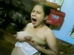 Bengali desi auntie huge boobs and...