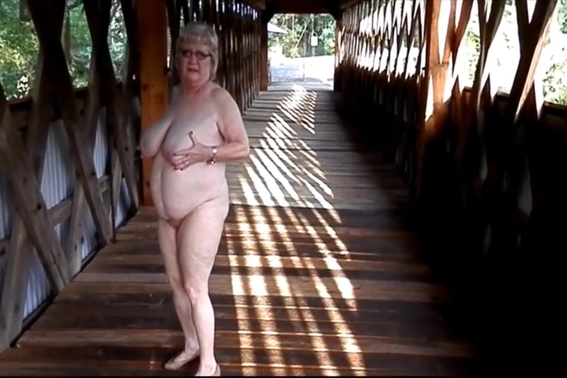 Amateur BBW Granny Nudist Outdoor Orgasm: A Pleasurable Experience In A Public Park