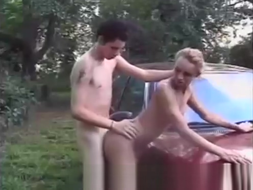 hot Outdoor Sex With blonde ladyman