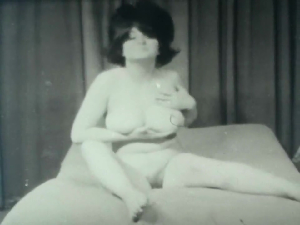 Amateur Brunette Big Tits Solo Female Vintage Stag Film HD #28