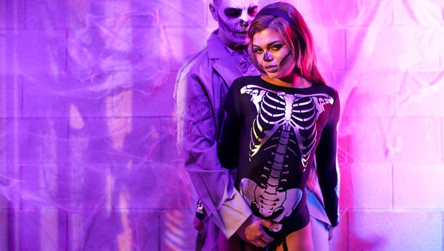 Halloween Zombie con Destiny Cruz
