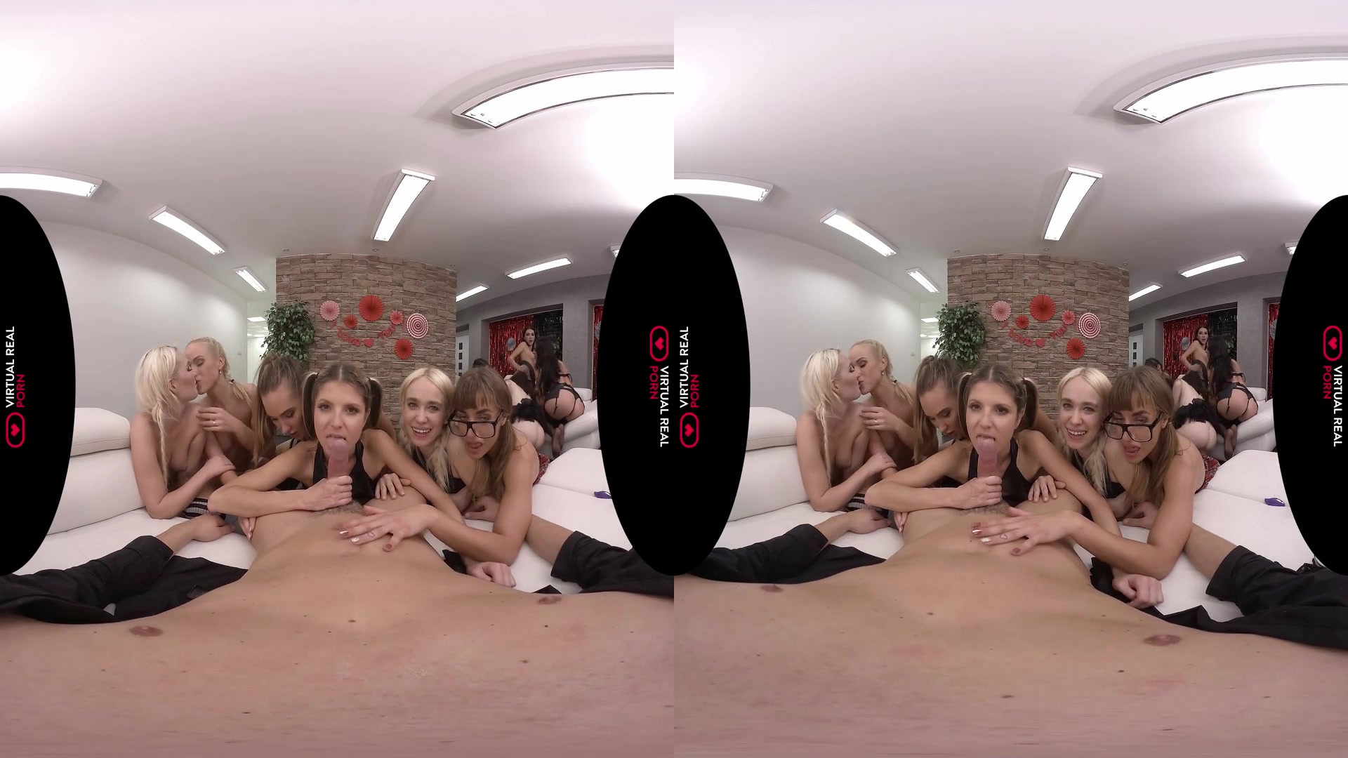 12 Chicas en Navidad - Realidad Virtual