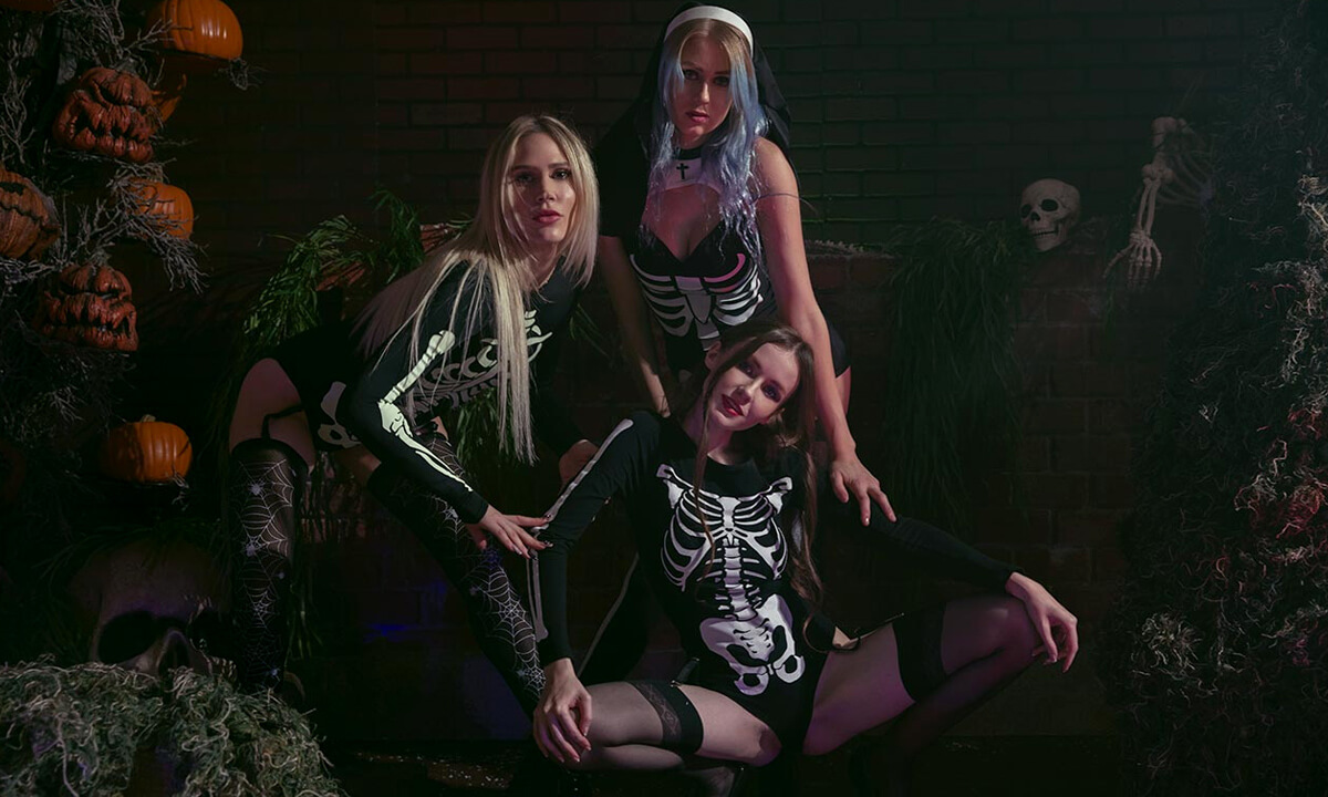 Skeletons - Amateur Lesbian Softcore Threesome