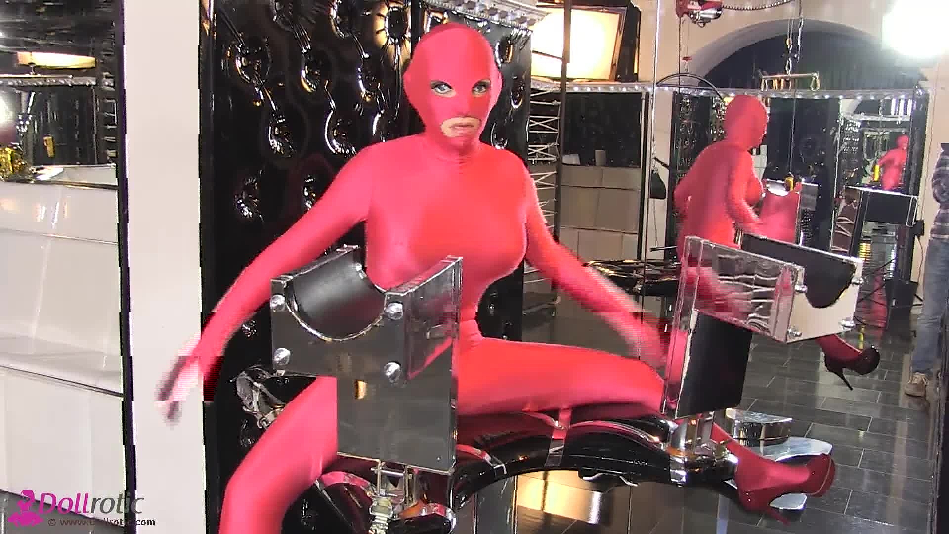 Spandex Lady In Red - Watch4Fetish