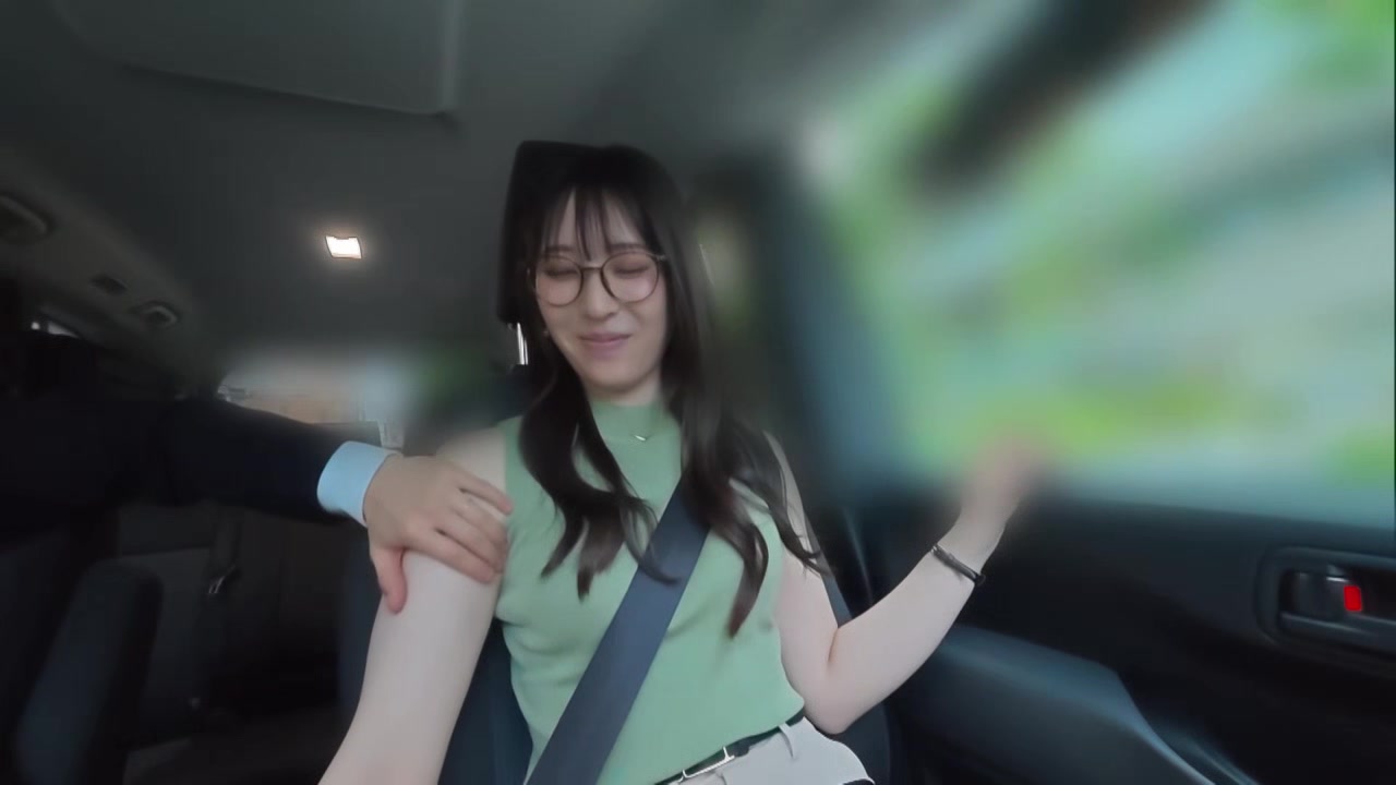 社内で一番人気なスレンダー巨乳ちゃんとW不倫。美しすぎるスレンダーボディに卑猥な美巨乳 - Free Porn