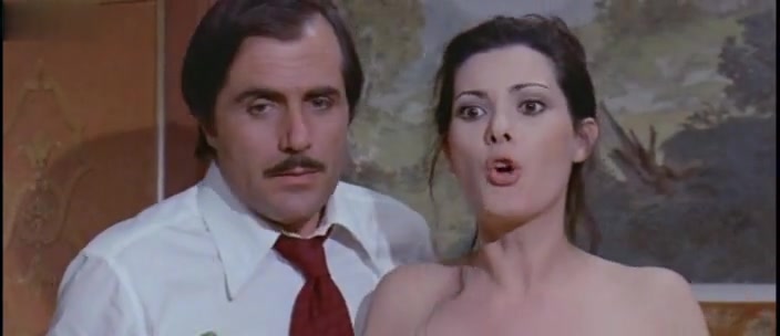 Edwige Fenech in Signora Gioca Bene A Scopa?, La (1974)
