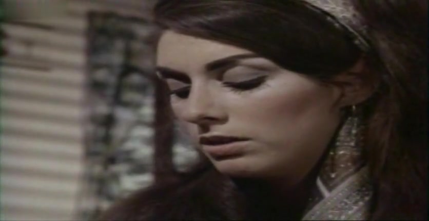 Erica Gavin,Jackie Illman in Vixen! (1968)