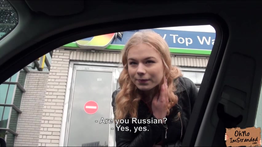 Russian teen gets picked up and gets fucked for a free ride