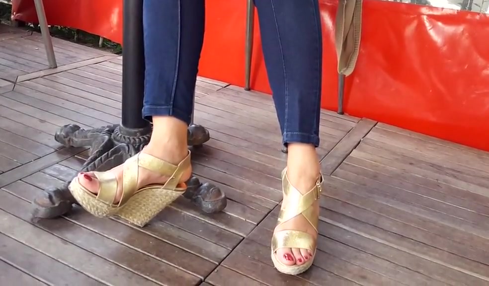 Filming Her Sexy Long Feets Hot Red Toes Under Table