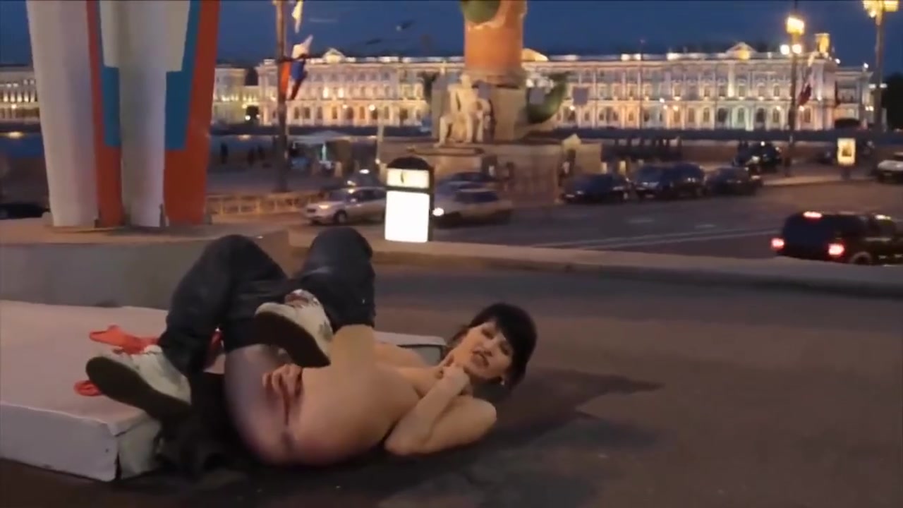 St. Petersburg Teens In HD: Public Nudity Captured On Camera